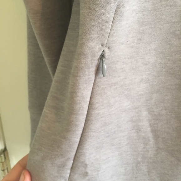 The North Face Women’s zip up jacket - Picture 8 of 10